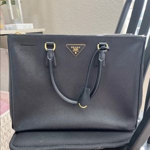 PRADA Galleria Saffiano Leather Extra Large Double Zip Bag Leather Purse Women's